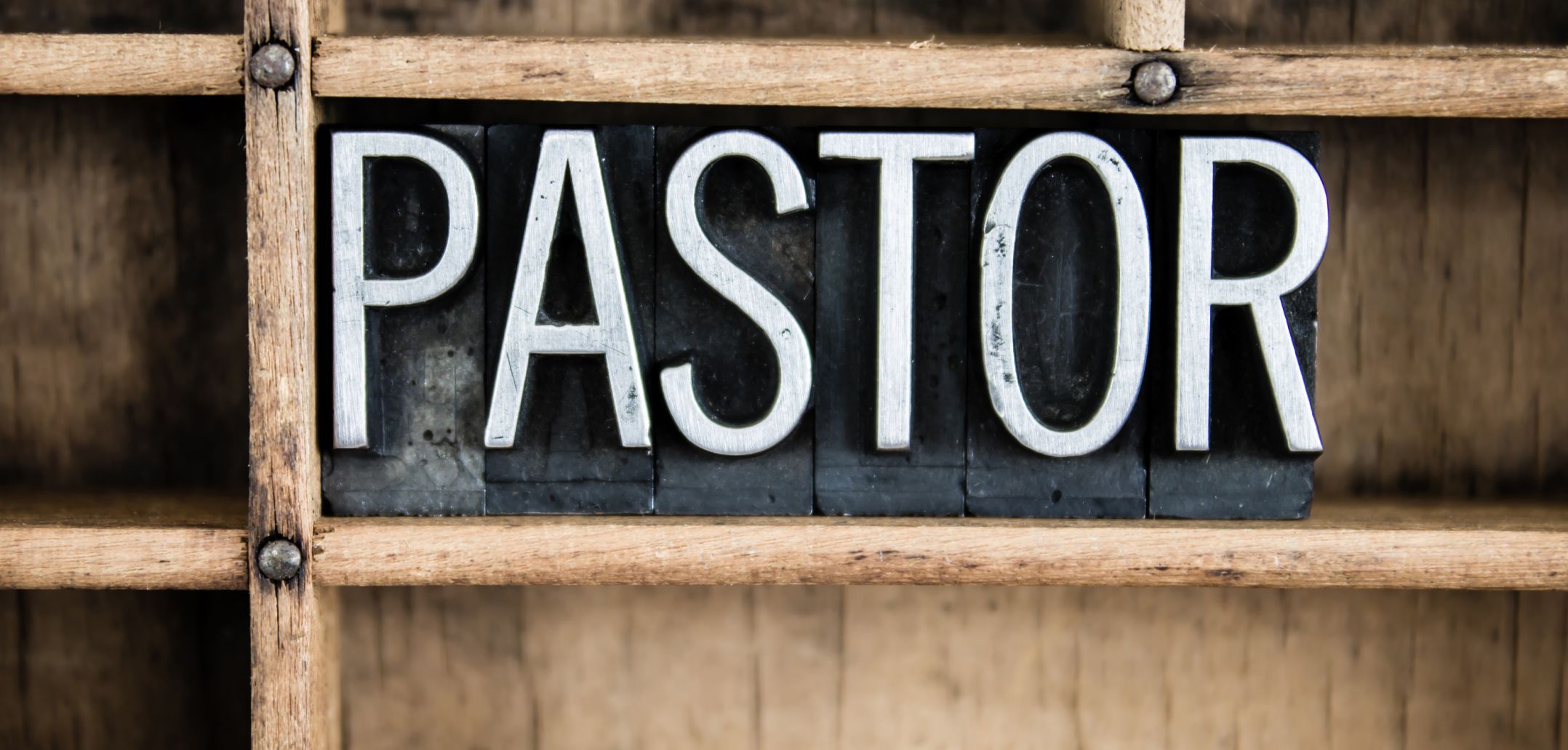 what-does-a-pastor-do